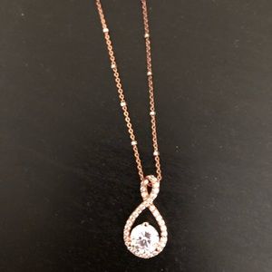 🌹Rose Gold Cubic Zirconia Necklace🌹